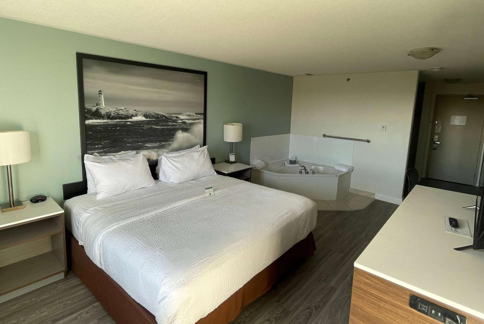 Hotel Super 8 By Wyndham Peterborough Esterno foto